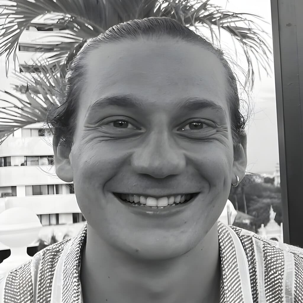 Oliver ROBERTSON